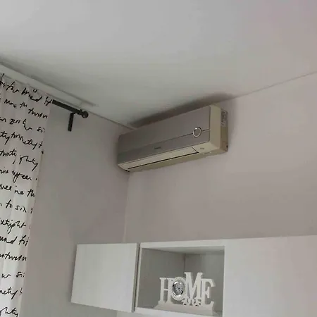 Rohome Apartment