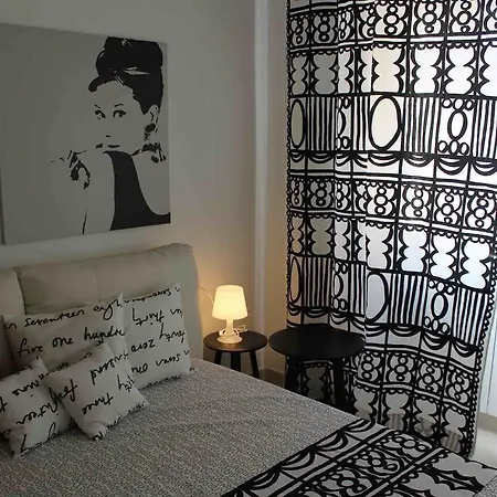 Rohome Apartment